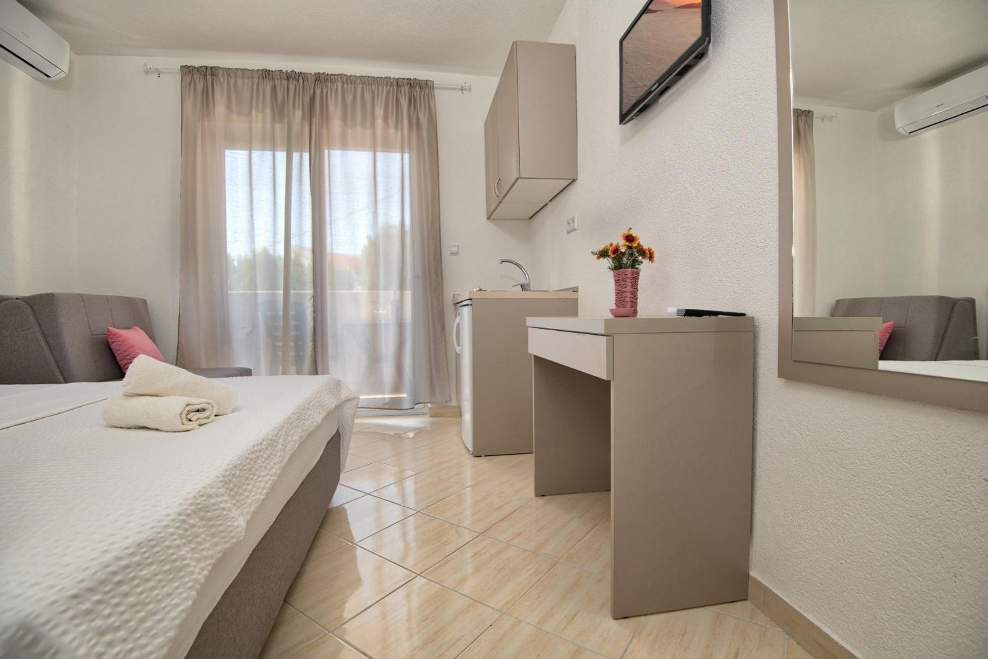 Studio & Apartments More Neum Exterior photo